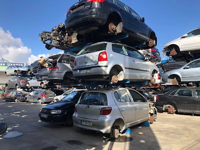 Sucata Arrudabate - Centro de Abate de VFV e Venda de Peças Usadas Auto em Arruda dos Vinhos
