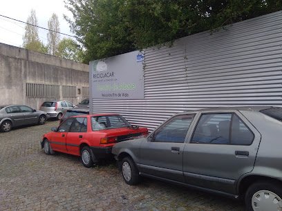 Sucata reciclacar importação exportação e reciclagem de veículos automóveis lda em Maia